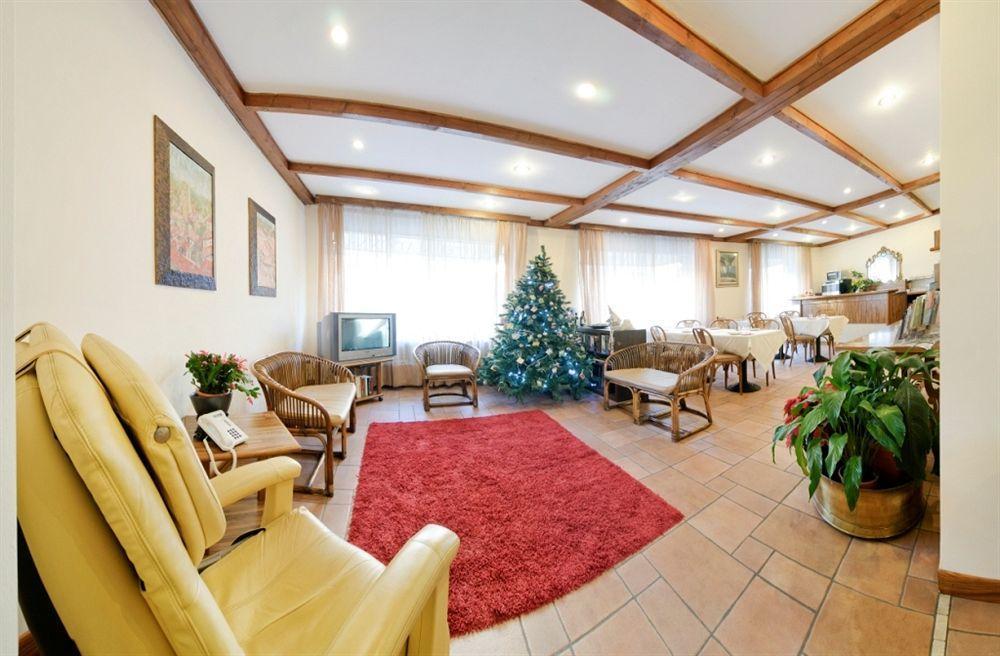 Antico Albergo Madonna Legnano Exterior foto